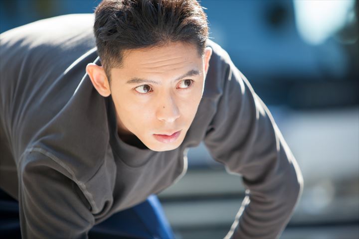 《足立区》週払いOK・普通車～2ｔ車での空調機器などの倉庫や現場への配送ドライバー！（Web面接OK・高収入）