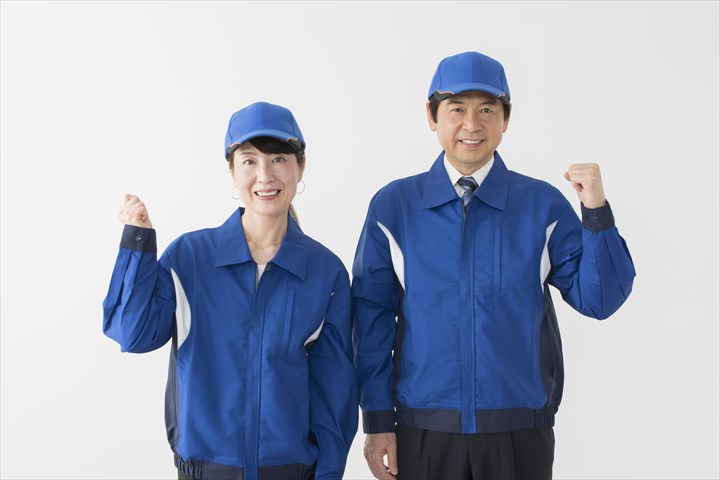 《伊予市》週払いOK・1ｔ～2ｔ車での自販機へのベンディングドライバー！（土日休み・日勤帯）