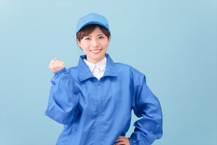 《津市》週払いOK・自販機へのベンディング作業の助手スタッフ！（未経験歓迎・2023年8月末までの期間限定）