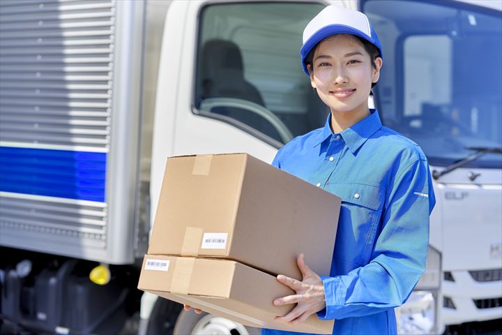 《一宮市》週払いOK・3ｔ車での冷凍商品のコンビニ配送ドライバー！（高収入・期間限定2023年8月末迄）