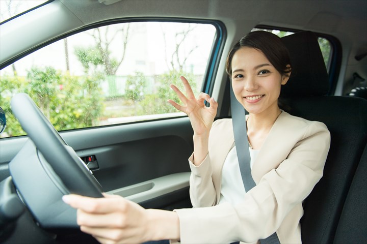 《港区》週払いOK・普通車での英会話教室を利用する児童の送迎ドライバー！（Web面接OK・土日祝休み）