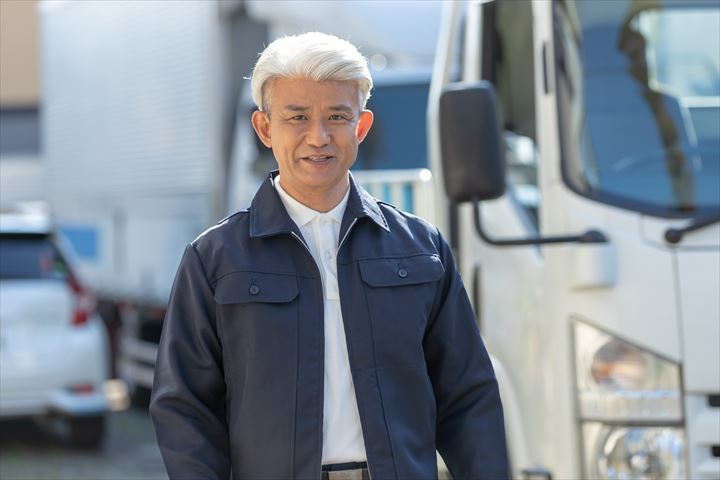 《葛飾区》週払いOK・2ｔ平車での資源ゴミの回収ドライバー！（Web面接OK・高時給）