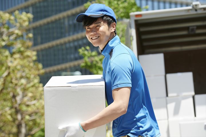 《大阪市西成区》週払いOK・3ｔ～4ｔ車での玩具や自転車の店舗配送ドライバー！（Web面接OK・土日祝休み）