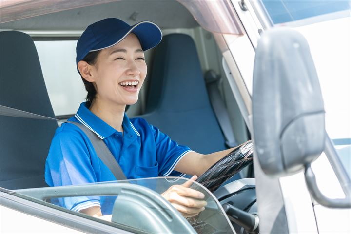 《八王子市》週払いOK・4ｔ車での店舗やセンターへの家電や雑貨などの配送ドライバー！（Web面接OK・高時給）
