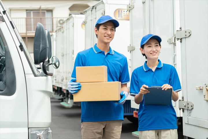 《千葉市花見川区》週払いOK・3ｔ車での冷凍食品のコンビニ配送ドライバー！（Web面接OK・高時給）