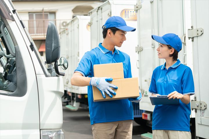 《和光市》週払いOK・2ｔ車での日用品などの配送ドライバー！（週休2日・残業ほぼなし・負担少なめ）