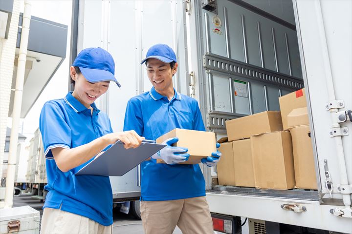 《さいたま市見沼区》週払いOK・2ｔ車での施設や病院への食材配送ドライバー！（Web面接OK・高収入）