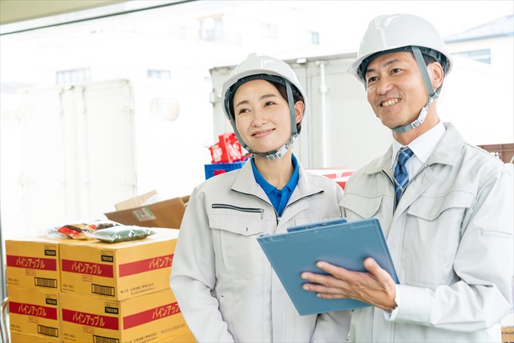 《稲沢市》週払いOK・普通車、3ｔ車での原料の店舗配送ドライバー！（Web面接OK・土日祝休み）