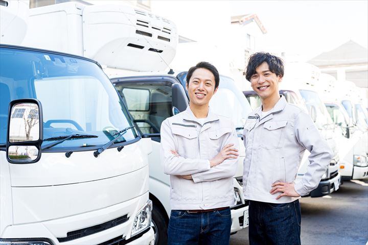 《丹羽郡大口町》週払いOK・4ｔ車でのセンターへの3温帯食品の集荷ドライバー！（Web面接OK・週休2日）