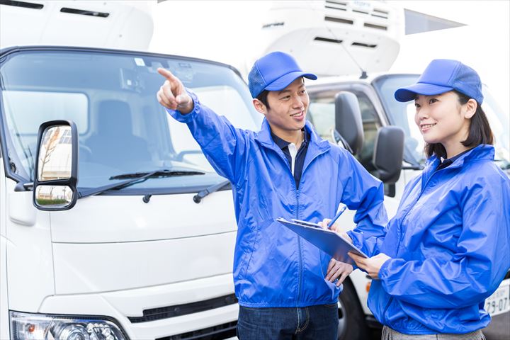 《杉並区》週払いOK・2ｔ～3ｔ車でのパンやケーキなどの店舗配送ドライバー！（高収入・ルート固定）