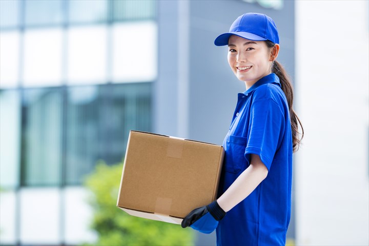 《三郷市》週払いOK・3ｔ車でのスーパーへの食品配送ドライバー！（高時給・短時間0:30～6:30）