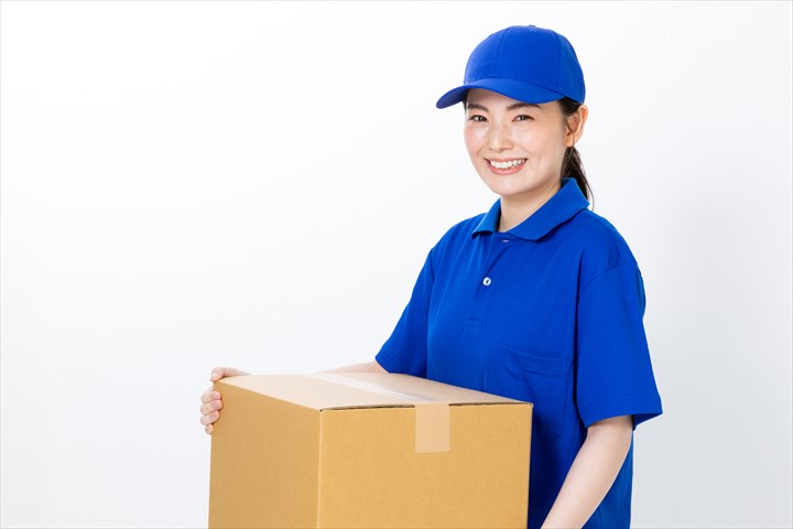 《市川市》週払いOK・3ｔ車でのチルド商品の店舗配送ドライバー！（ルート配送・週休2日・高収入）