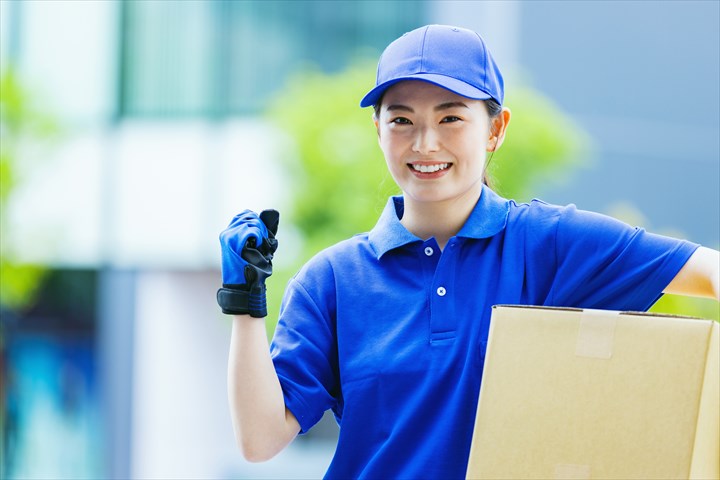 《大和市》週払いOK・2ｔ車でのスーパーへの鶏肉の配送ドライバー！（Web面接OK・WワークOK）