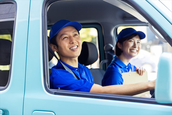 《文京区》週払いOK・普通車での英会話教室利用者の送迎ドライバー！（高時給・短時間14:00～20:00）