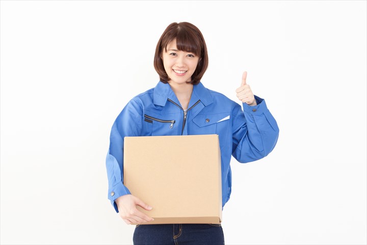 《和泉市》週払いOK・店舗へのアパレル商品の納品作業スタッフ！（Web面接OK・WワークOK）