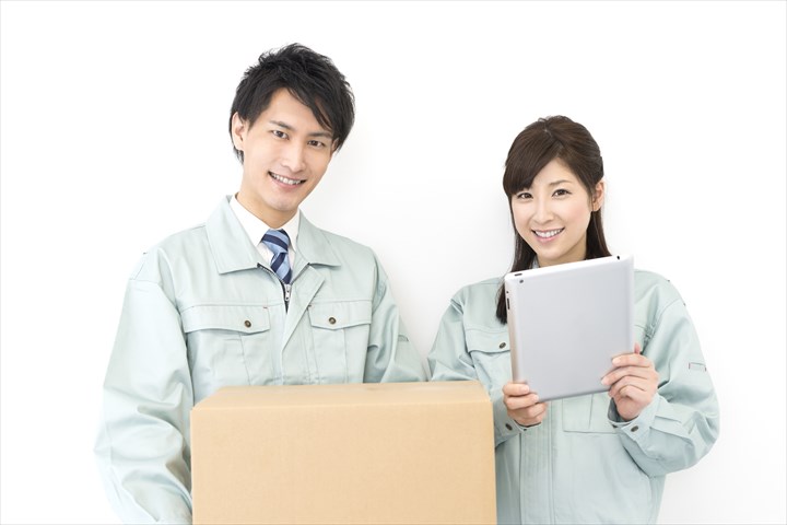 《四日市市》週払いOK・物流倉庫内での仕分けや積込み作業スタッフ！（未経験OK・土日祝休み）