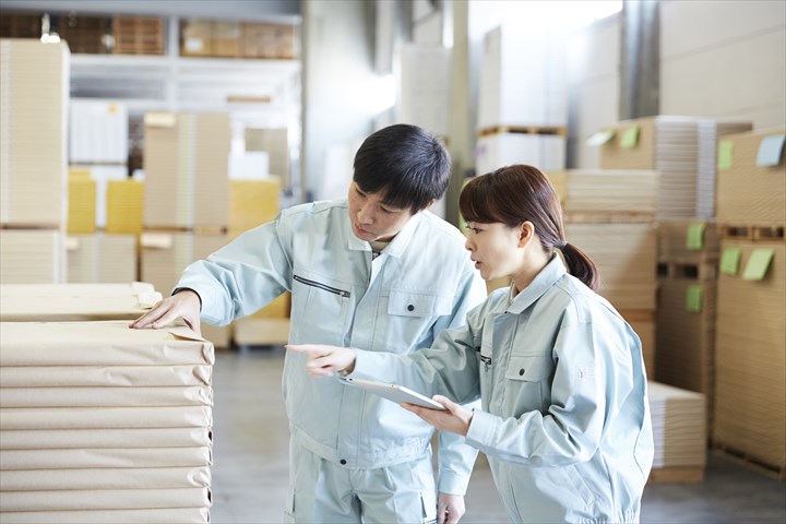 《あま市》週払いOK・倉庫内での一般貨物の仕分け作業スタッフ！（未経験OK・土日休み）