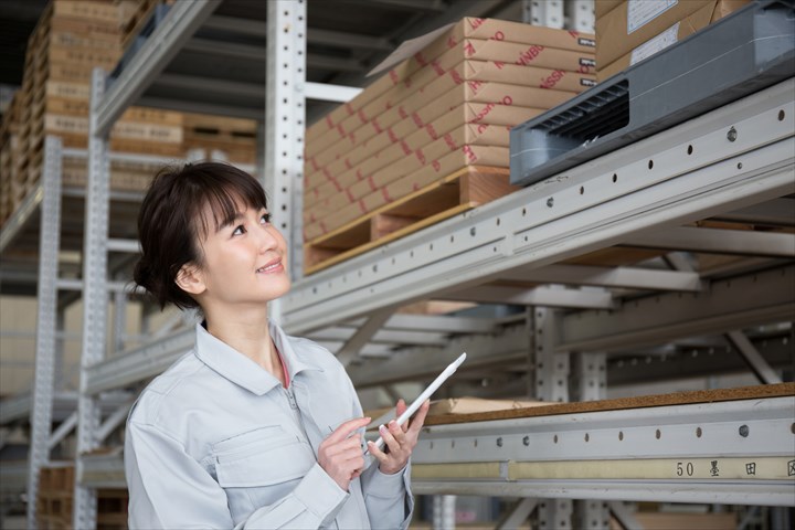 《茨木市》週払いOK・物流倉庫内での仕分けや積込み作業スタッフ！（未経験OK・短時間17:00～22:00）