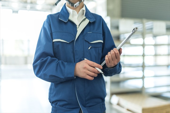 《千葉市稲毛区》週払いOK・冷凍倉庫内での食品の入出庫作業スタッフ！（高時給・2024年9月末までの短期）