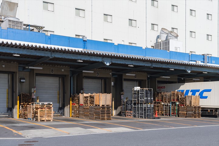 《神戸市西区》週払いOK・一般貨物の仕分け作業スタッフ！（Web面接OK・土日祝休み）