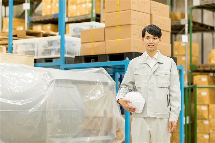 《小牧市》週払いOK・センター内での産業廃棄物の仕分け作業スタッフ！（Web面接OK・未経験OK）