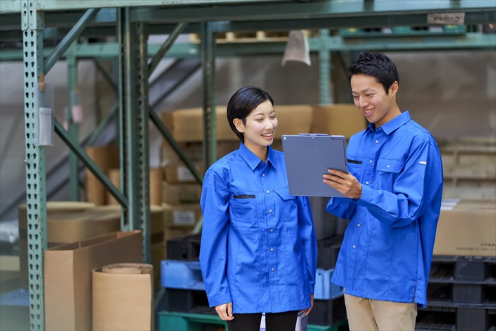 《足立区》週払いOK・ビンやプラスチックごみなどの仕分け作業スタッフ！（Web面接OK・WワークOK）