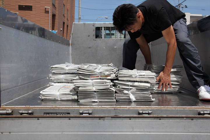 《関市》週払いOK・2ｔ～4ｔ平車での古紙等の回収ドライバー！（土日休み・高時給）