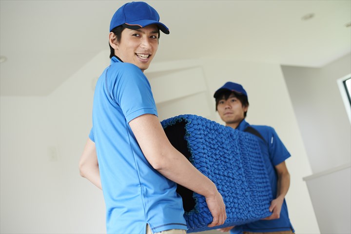 《美濃加茂市》週払いOK・店舗などへの家具家電の配送助手スタッフ！（土日休み・未経験歓迎・週2日～OK）