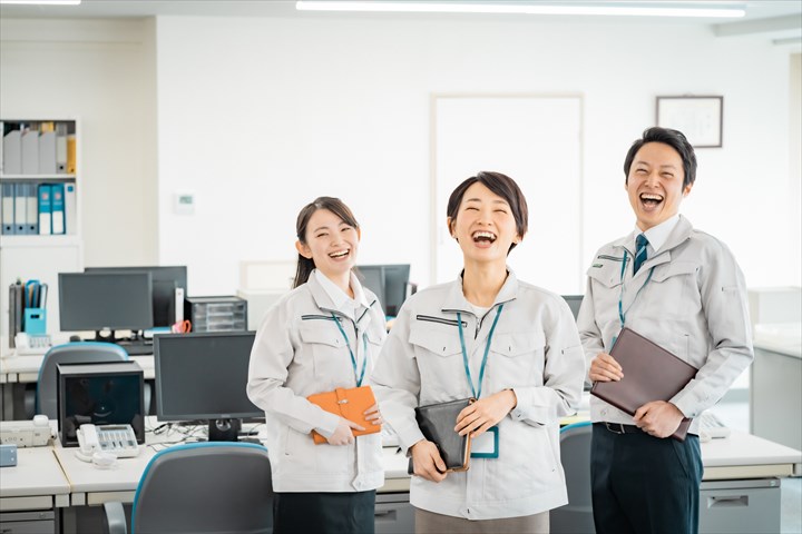 《墨田区》週払いOK・物流会社での運行管理補助及び軽作業スタッフ！（Web面接OK・高時給）