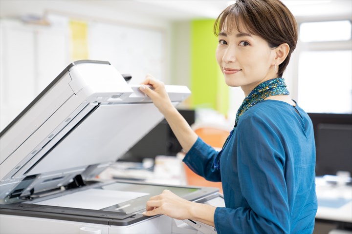 《大阪市西成区》週払いOK・整備工場での営業アシスタントスタッフ！（Web面接OK・駅近）