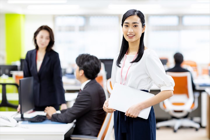 《守口市》週払いOK・安全推進室内での事務スタッフ！（Web面接OK・土日休み）