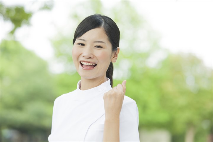 《船橋市》週払いOK・リハビリ病院内での受付事務スタッフ！（高時給・週休2日）